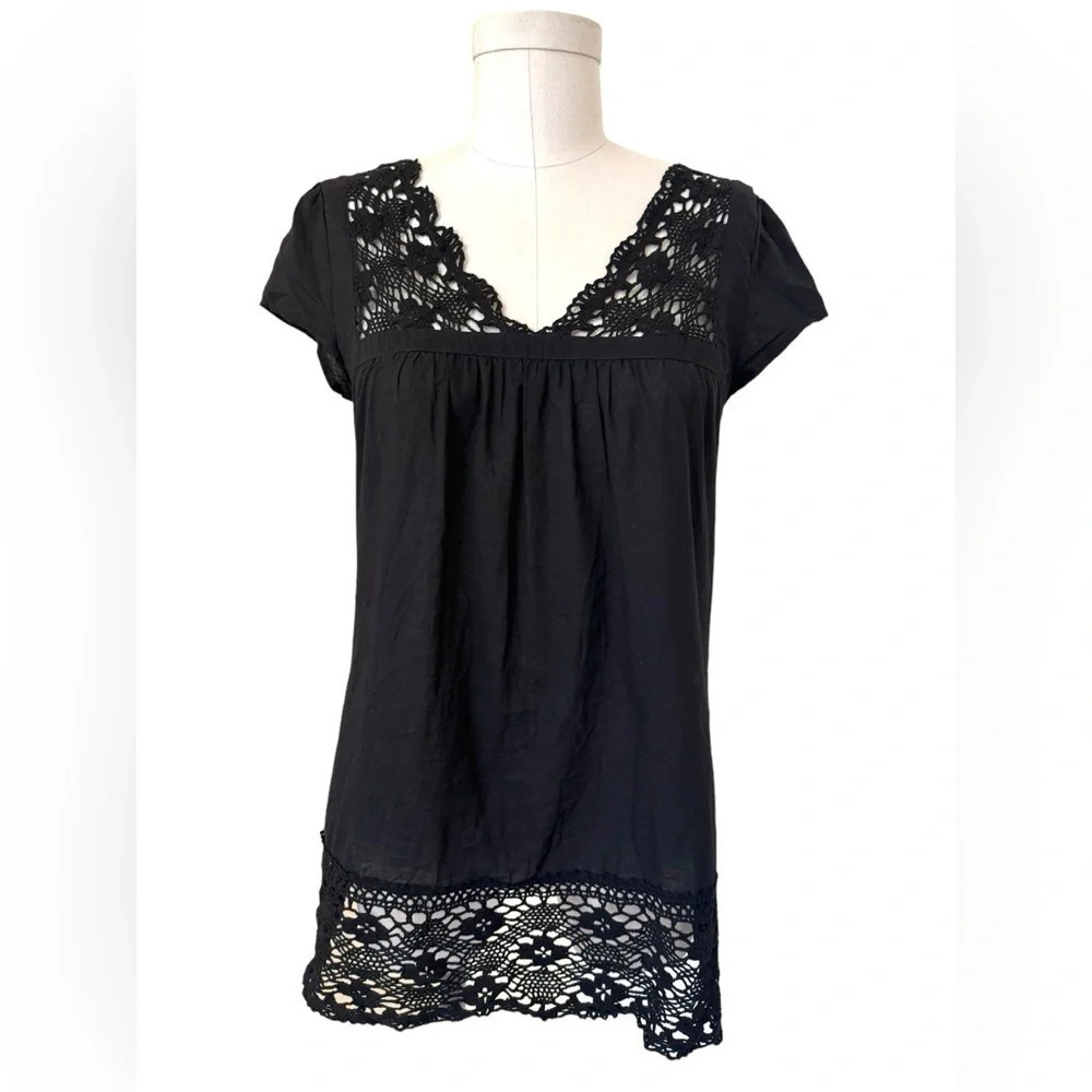 Fleurish - Black cotton Lace Trim Tunic Top - Crochet lace